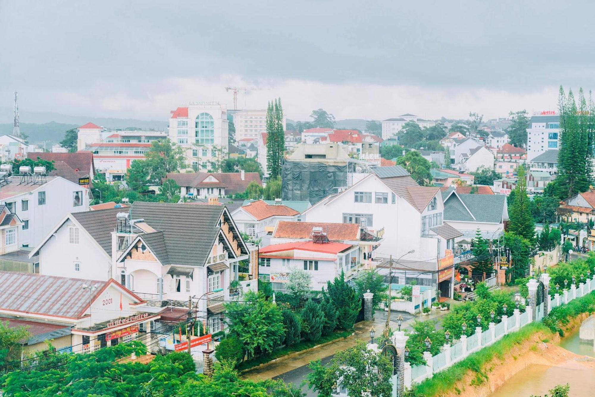 Anh Duc Hotel Da Lat City Luaran gambar